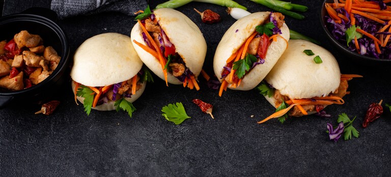 Bao poulet légumes maison : réalisation de la pâte à la garniture