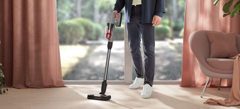 Aspirateur Balai Electrolux 700
