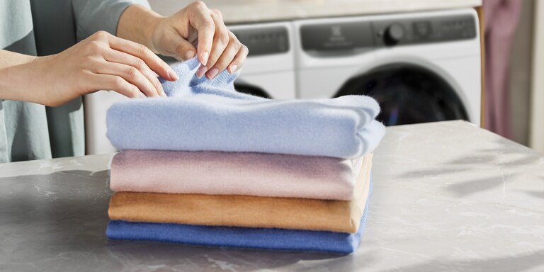 Pile de vêtements en laine