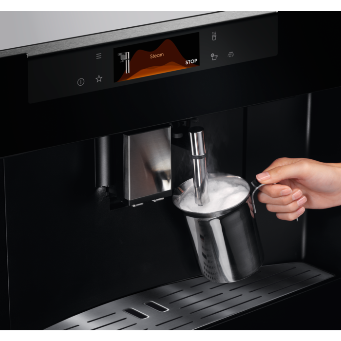 Electrolux - Machine à café compacte - KBC85X