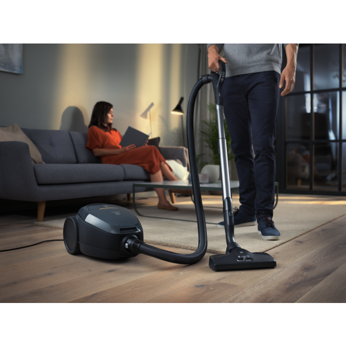 Electrolux - Aspirateur avec sac - PD82-8DB
