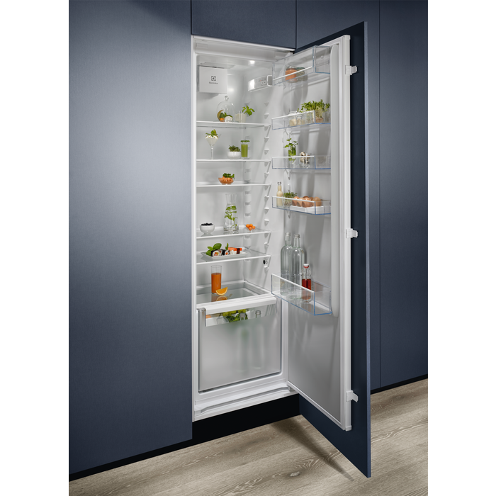 Electrolux - réfrigérateur encastrable - ERD6DE18S
