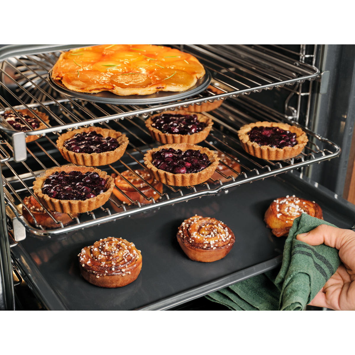 Electrolux - Four pyrolyse - EOF6P56BX