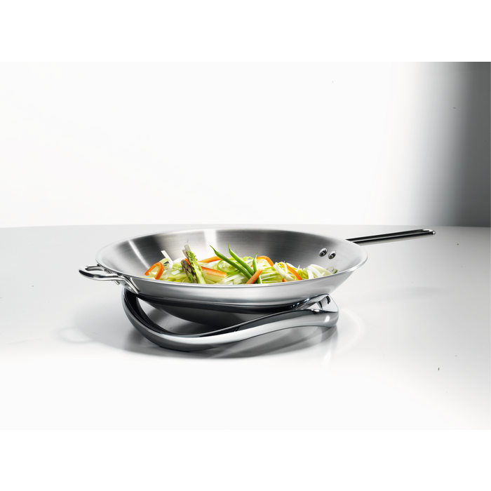 Electrolux - Wok induction bombé avec support - INFI-WOK