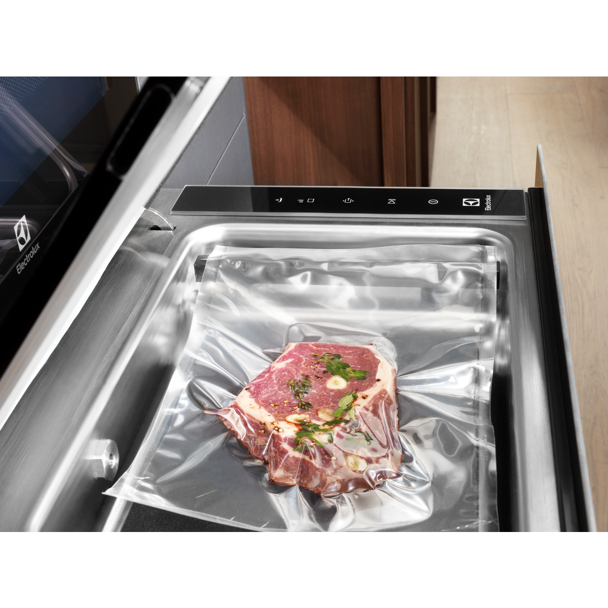 Electrolux - Integrated Vacuum Sealer - EBV4X