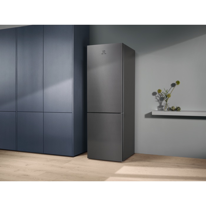 Electrolux - Réfrigérateur/congélateur combiné pose libre - LNT5MF32U0