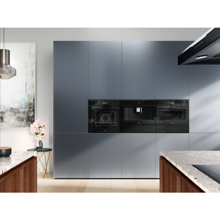 Electrolux - Machine à café compacte - EBC85H