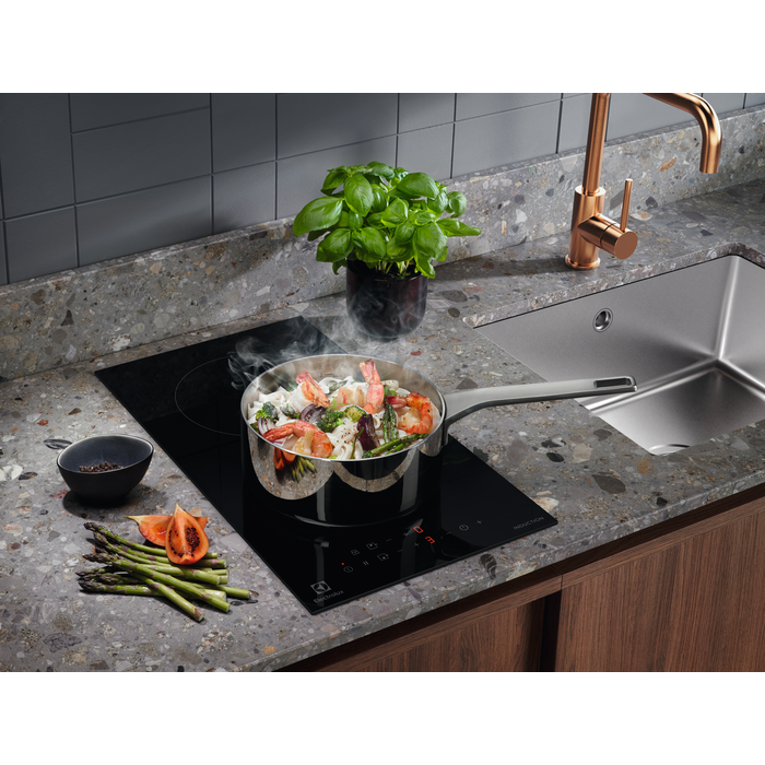 Electrolux - Plaque induction - LIT30230C