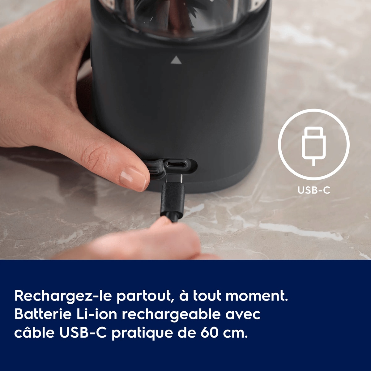 Rechargez-le partout, à tout moment. Batterie Li-ion rechargeable avec câble USB-C pratique de 60 cm.

     USB-C