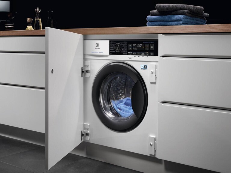 LavanteSéchante encastrable Gamme soin du linge Electrolux — free download