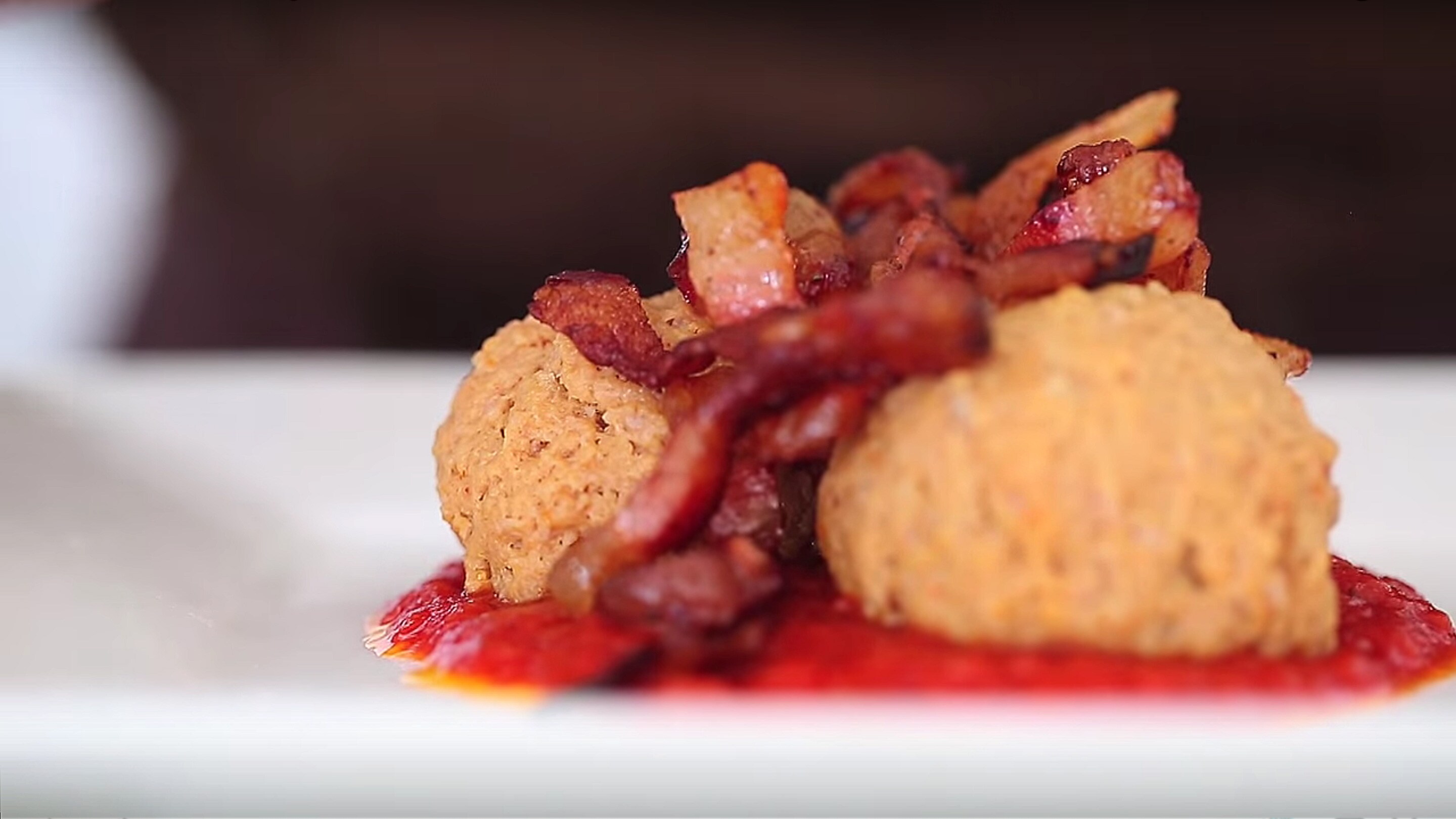 Boulettes de viande cuites au four vapeur Electrolux