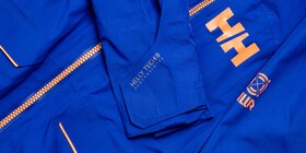 Gros plan sur un blouson de ski