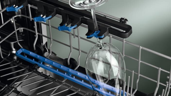 Lave-vaisselle avec GlassHolder