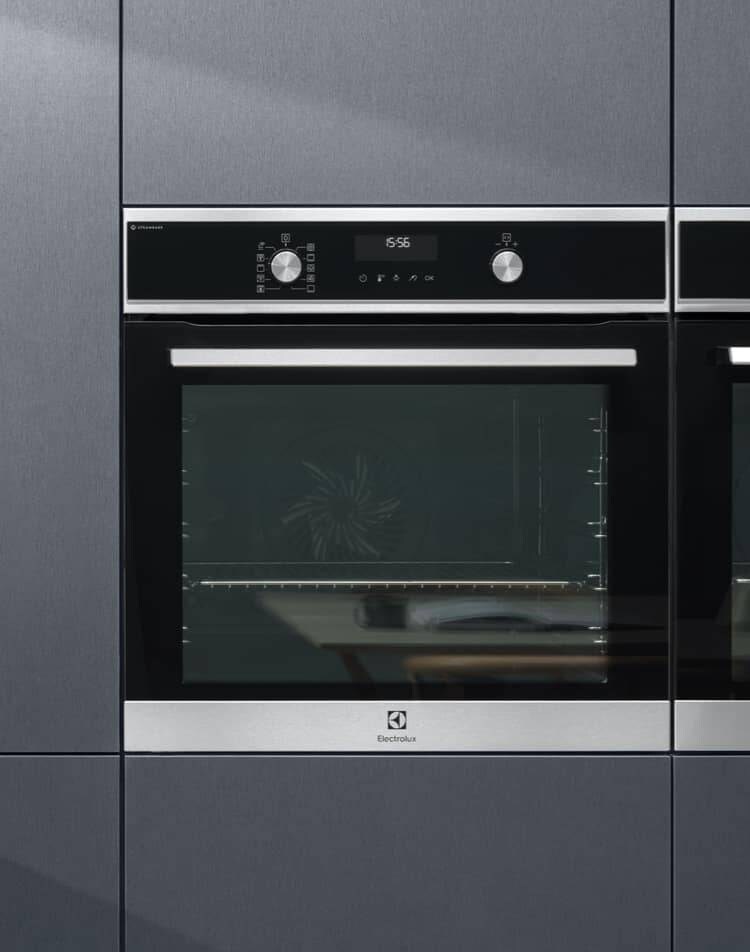 Four SteamBake Electrolux